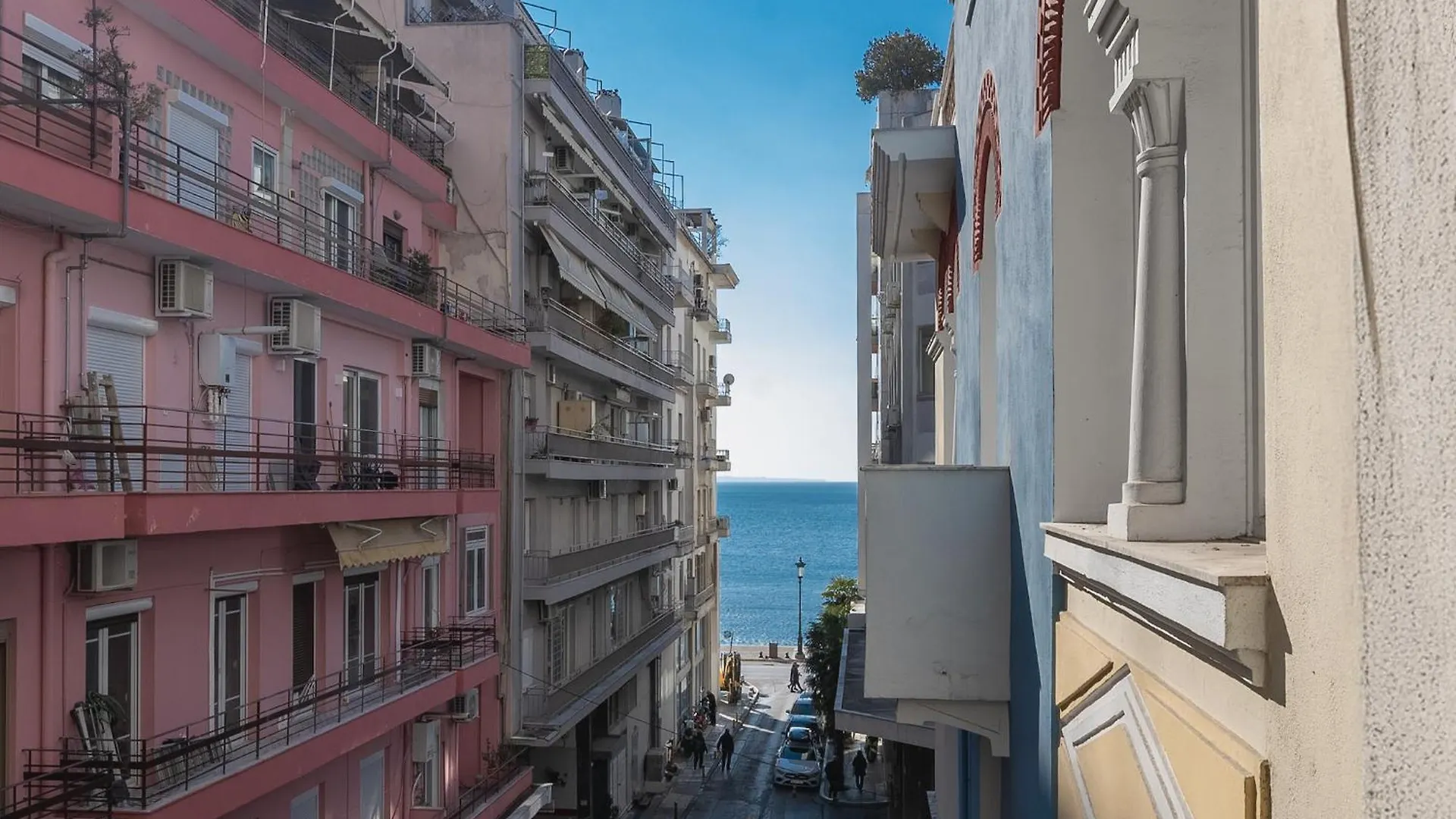 Galleries Elegant Suites Thessaloniki